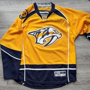 Reebok Nashville Predators Men’s S NHL Hockey Jersey